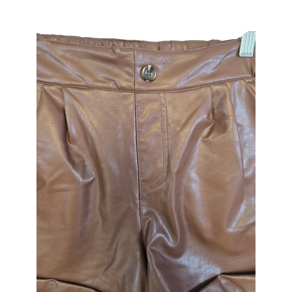 Sincerely Jules Womens L Brown Faux Leather Pleated Shorts High Rise Fall - Picture 2 of 9